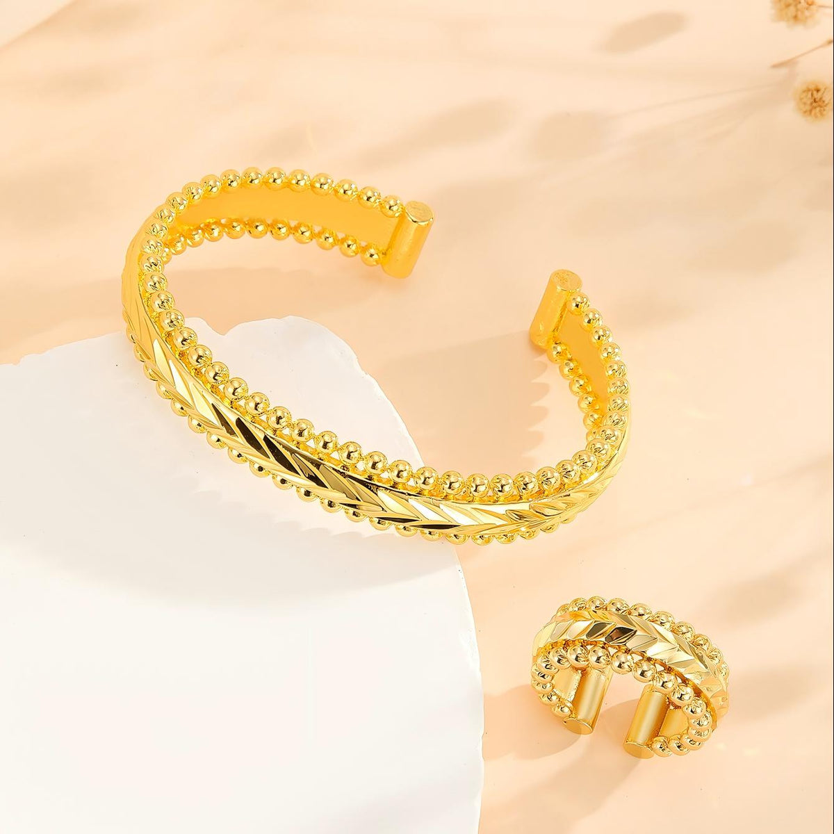 Vintage Gold-Plated Floral Cuff Bracelet & Ring Set (2 pcs)
