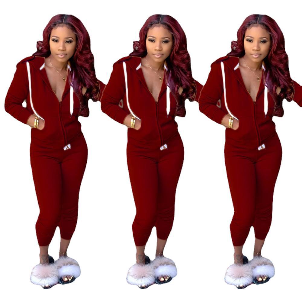Women's Color-Block Hoodie & Straight-Leg Pants Set