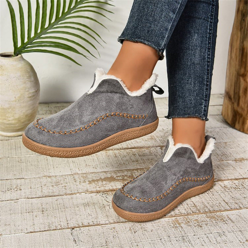 V-Cut Plush-Lined Ankle Snow Boots – Women's