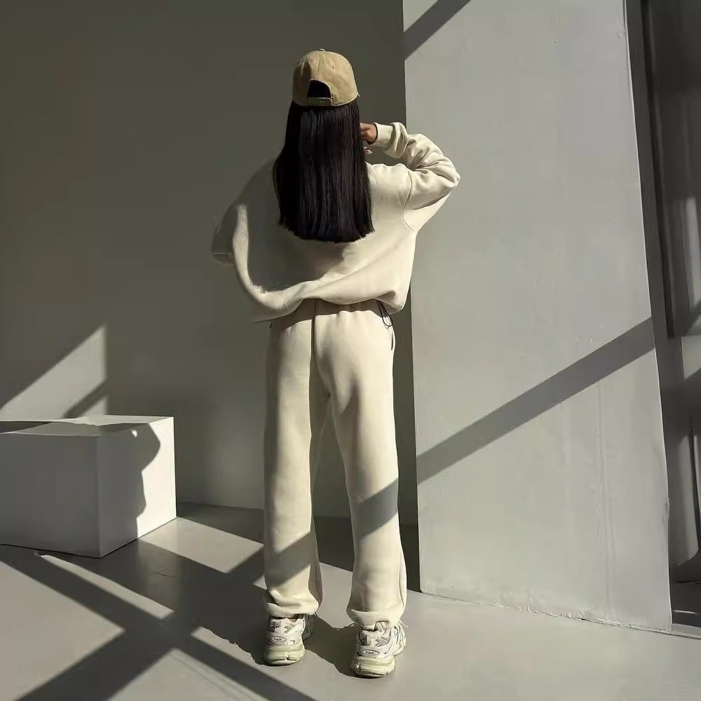 Zip-Up Jacket & Jogger Tracksuit – Women's 2-Piece