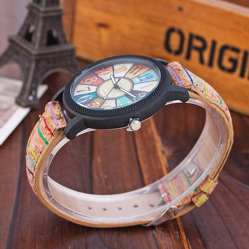 Vintage Leather-Strap Quartz Watch – Women's