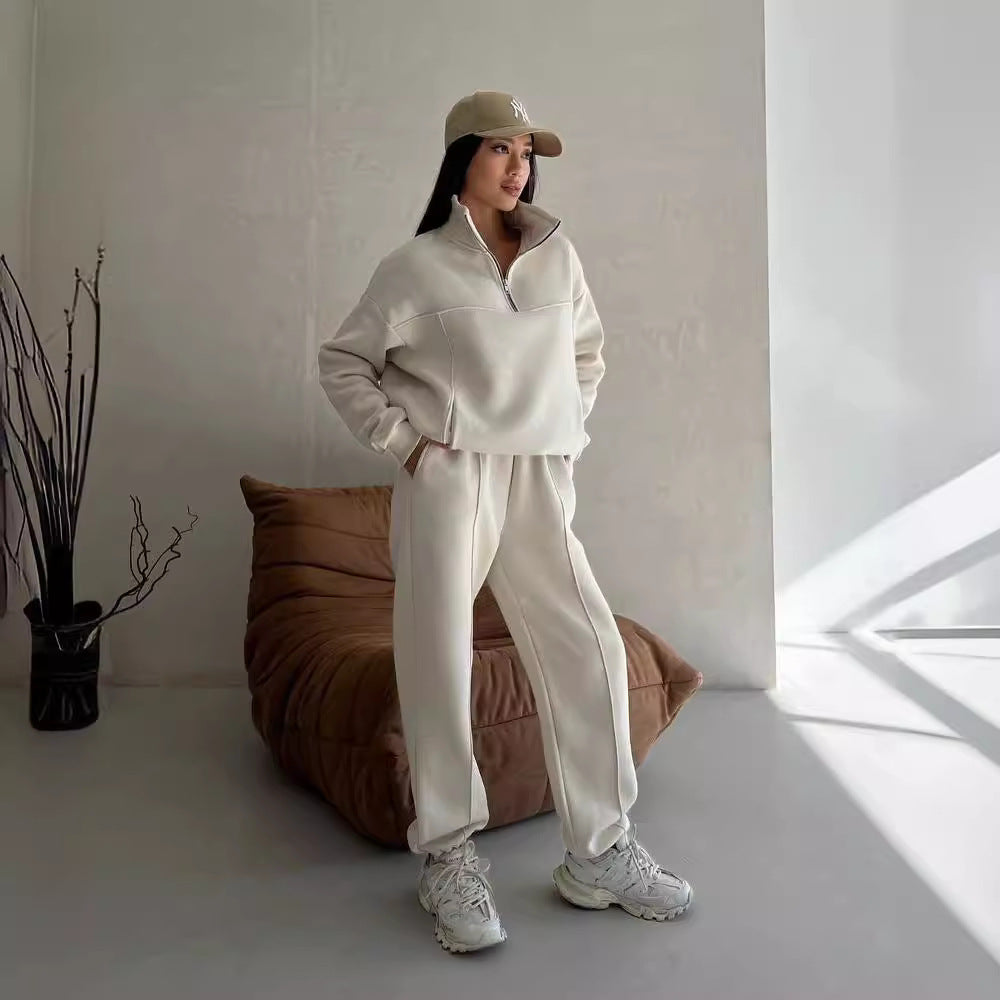 Zip-Up Jacket & Jogger Tracksuit – Women's 2-Piece