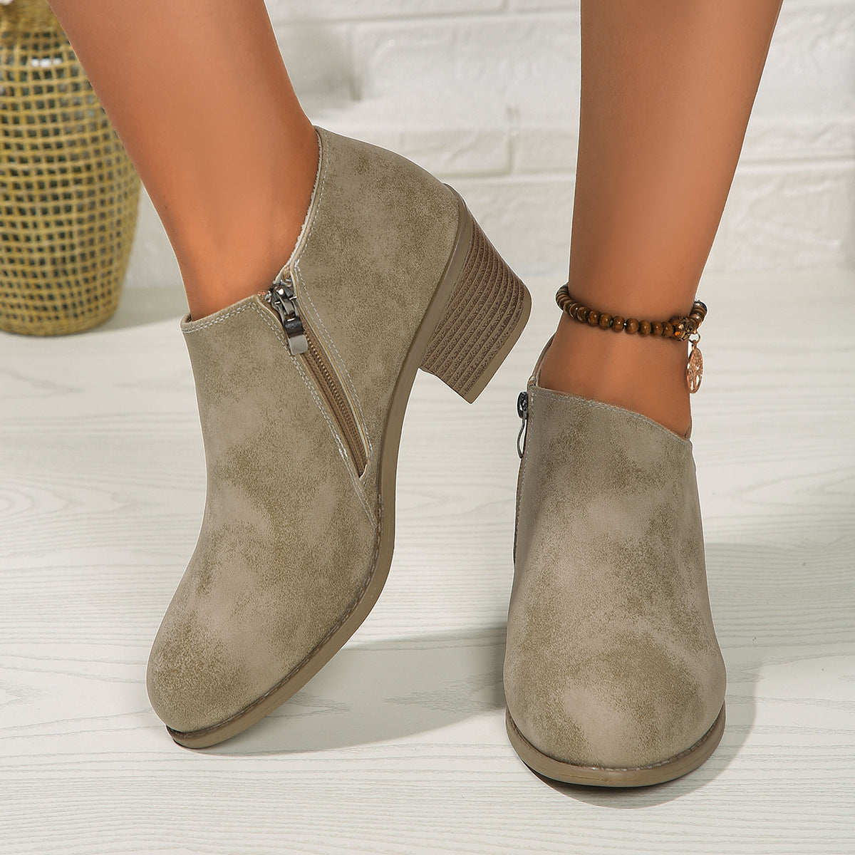Chunky Heel Side-Zip Ankle Boots – Women's